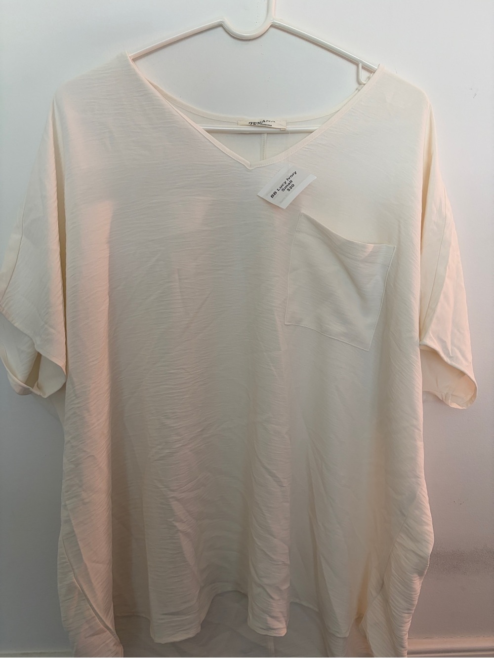 Zenana Outfitters Cream V-Neck Pocket Tunic